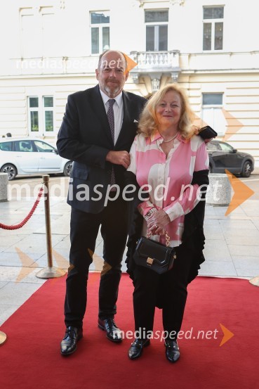  Jiri Kuděla;  ... Così fan tutte, premiera opere v SNG Opera in balet Ljubljana