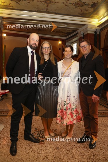 Così fan tutte, premiera opere v SNG Opera in balet Ljubljana