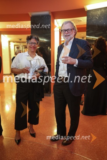 Così fan tutte, premiera opere v SNG Opera in balet Ljubljana