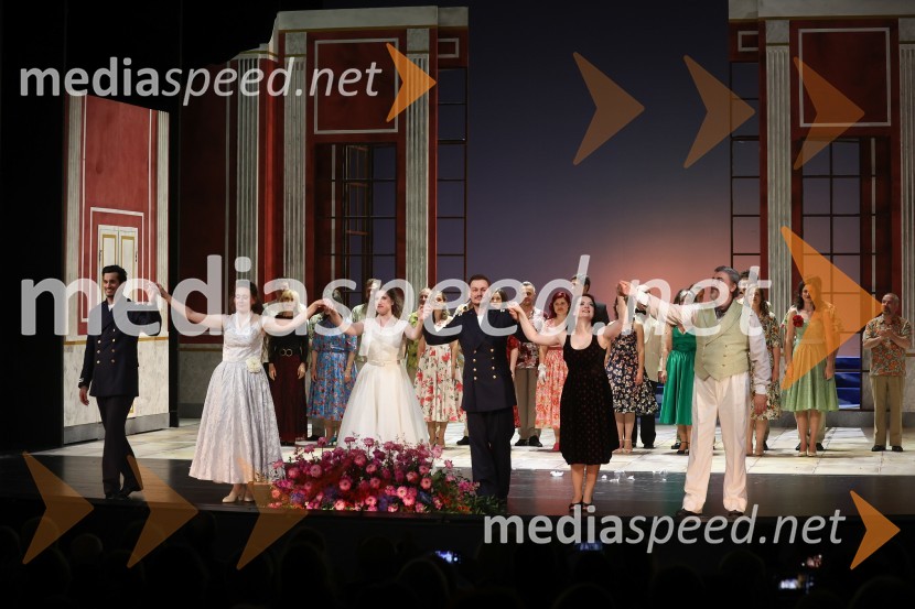  Bryan López González, tenor;  Elena Dobravec, operna pevka;  Darija Auguštan, sopranistka;  Jaka Mihelač, operni pevec, baritonist;  Štefica Grasselli, operna pevka;  Saša  Čano, operni pevecCosì fan tutte, premiera opere v SNG Opera in balet Ljubljana