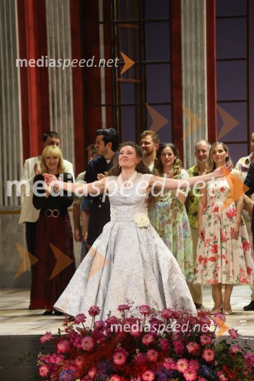  Elena Dobravec, operna pevkaCosì fan tutte, premiera opere v SNG Opera in balet Ljubljana