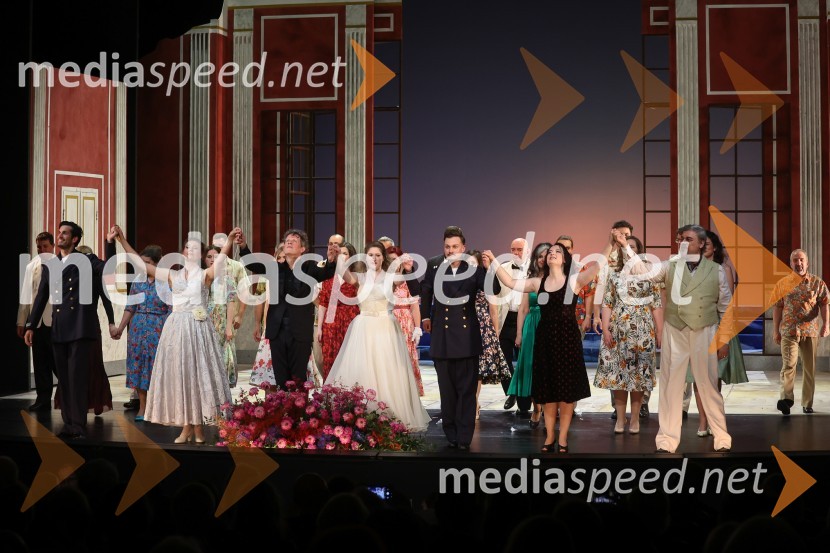  Bryan López González, tenor;  Elena Dobravec, operna pevka;  Philipp von Steinaecker, dirigent;  Darija Auguštan, sopranistka;  Jaka Mihelač, operni pevec, baritonist;  Štefica Grasselli, operna pevka;  Saša  Čano, operni pevecCosì fan tutte, premiera opere v SNG Opera in balet Ljubljana