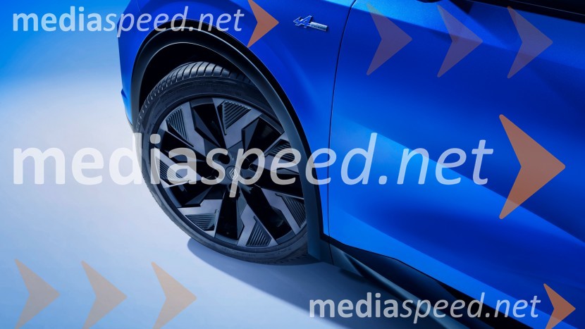 Renault Rafale E-Tech 4x4 300: strokovno znanje znamke Renault oplemeniteno s strani Alpine