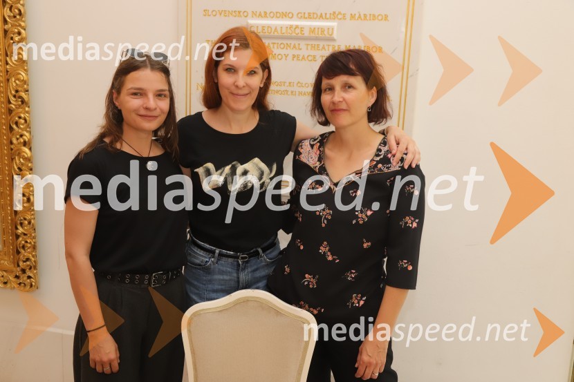  ... ;  Petra Skok, novinarka, TV Maribor;  Andreja Sršen Dobaj, dopisnica STASlovensko narodno gledališče Maribor Drama, Opera, Balet, predstavilo repertoar sezone 2024/2025