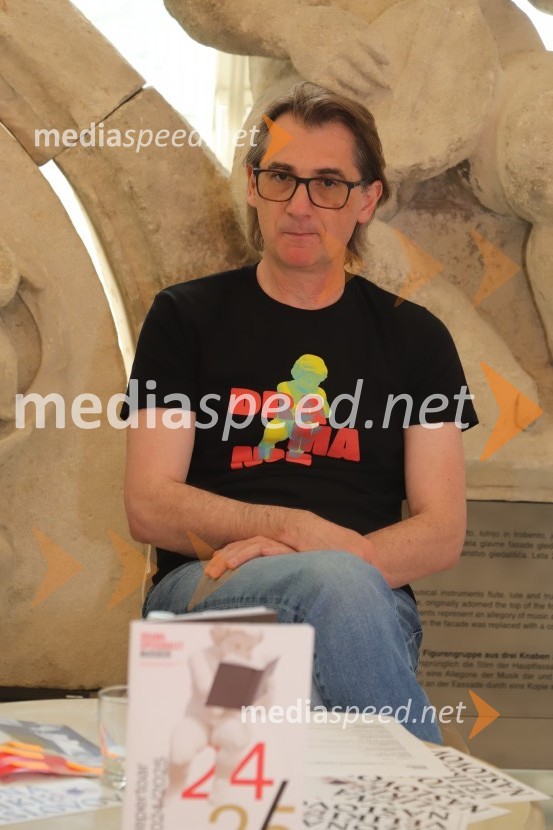  Aleksandar  Popovski, režiser, umetniški direktor Drame SNG MariborSlovensko narodno gledališče Maribor Drama, Opera, Balet, predstavilo repertoar sezone 2024/2025