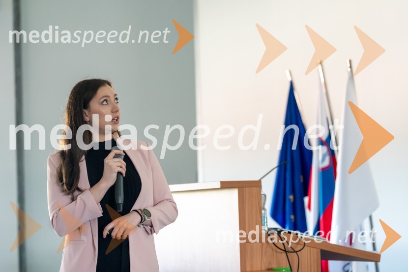  Patricija Košar, medicinska sestraKongres otroške kirurgije v Mariboru