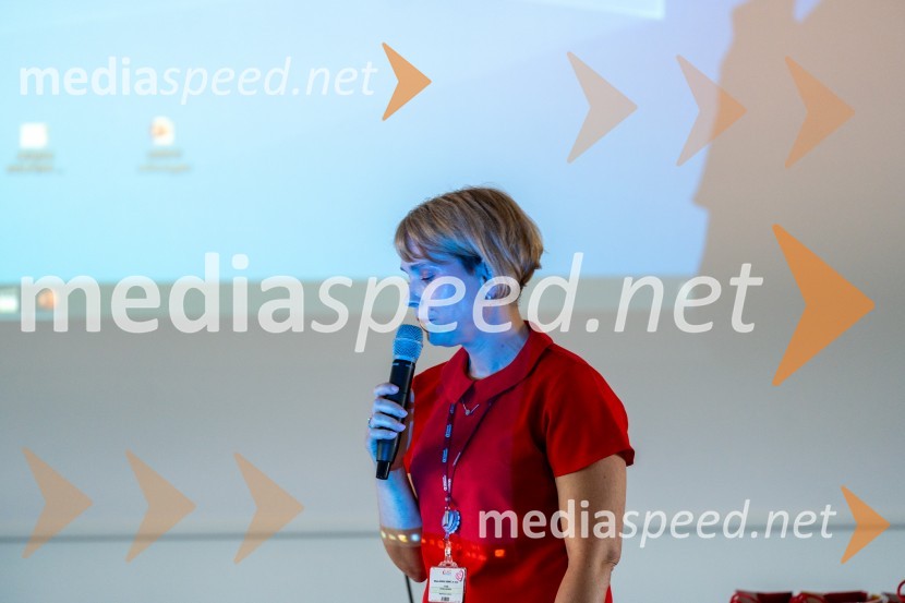  Milena Senica Verbič, dr. med., specialistka otroške kirurgijeKongres otroške kirurgije v Mariboru