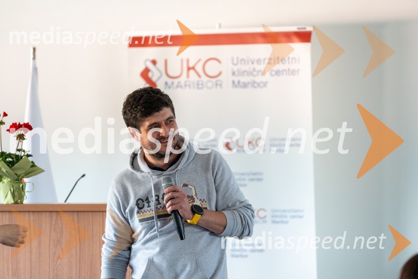  Ivica Nikolov, dr. med., spec. splošne kirurgijeKongres otroške kirurgije v Mariboru