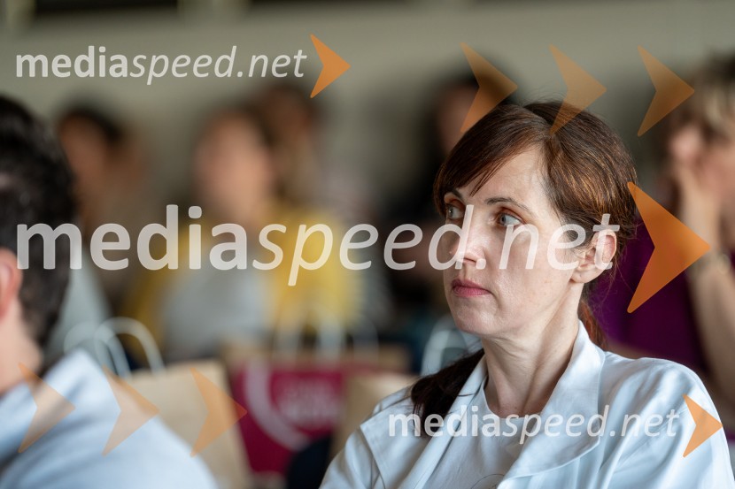  Urška Gajšek, dr. med., spec. splošne kirurgijeKongres otroške kirurgije v Mariboru