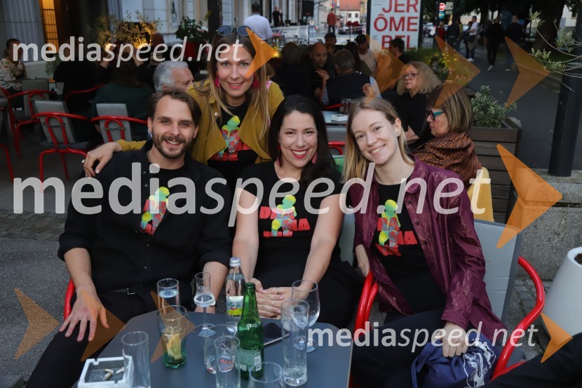  Blaž Dolenc, igralec;  Ana Urbanc, igralka;  Minca Lorenci, igralka;  Julija Klavžar, igralkaDRAMANJE, večer mariborske Drame