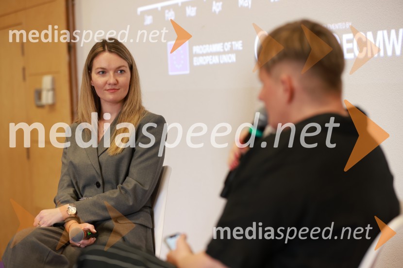  Tina Kobilšek, vodja za podnebne politike na Ministrstvu za okolje, podnebje in energijo;  Tina Cipot, vodja korporativnega komuniciranja, Lidl Slovenija, predsednica PRSS26. SKOJ, drugi dan konference