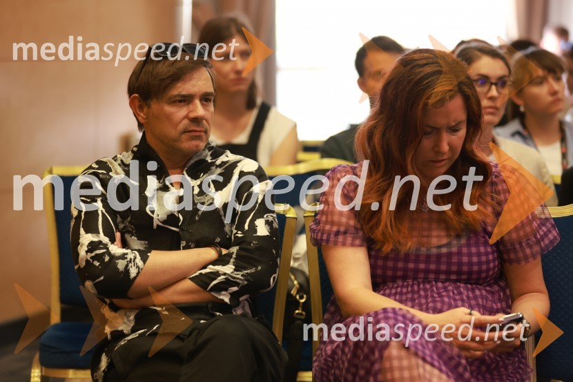  Lado Bizovičar, igralec;  Živa Jalovec, neodvisna strokovnjakinja za komuniciranje in vsebinski marketing26. SKOJ, drugi dan konference