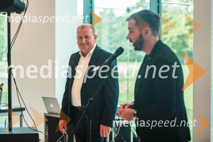  Jože Koželj, direktor Koželj d.o.o.;  Gašper Puhan, direktor Geolux in Galerija Okusov, podpredsednik krovne organizacije JREJubilejni 10. Festvina