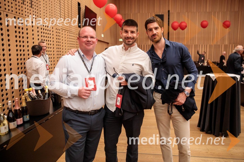  ... ;  Matej Zaro, Zaro wines;  Luka Zaro, Zaro WinesJubilejni 10. Festvina