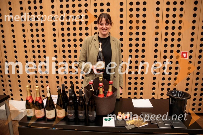  Veronika  Frelih,  Vinska klet FrelihJubilejni 10. Festvina