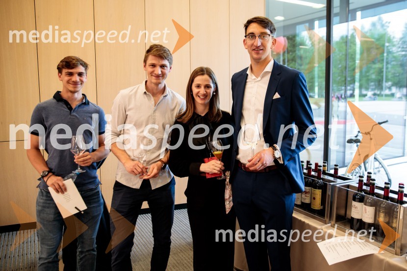  ... ;  ... ;  Karolina Rakovec, Koželj d.o.o.;  Rok Koželj, AmChamJubilejni 10. Festvina