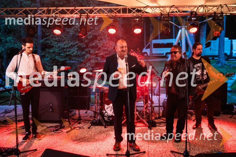  Jože Koželj, direktor Koželj d.o.o.;  Peter Lovšin - Pero, pevecJubilejni 10. Festvina