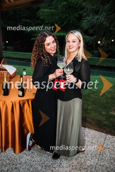  Katja Grosman, herman in partnerji;  Maša Košorok, Château Faugas, BordeauxJubilejni 10. Festvina