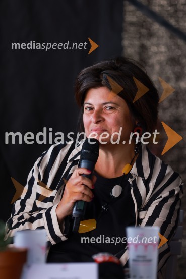  Fernanda Prado Verčič, ustanoviteljica in direktorica, Kranj Foto FestPrešerno poletje 2024, novinarska konferenca