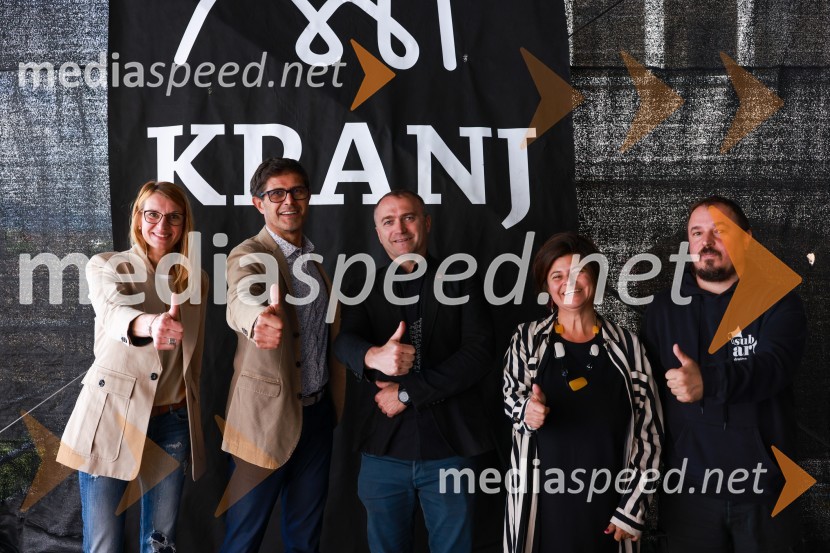  ... ;  Matjaž Rakovec, župan Mestne občine Kranj;  Klemen Malovrh, direktor, Zavod za turizem Kranj;  Fernanda Prado Verčič, ustanoviteljica in direktorica, Kranj Foto Fest;  ... Prešerno poletje 2024, novinarska konferenca