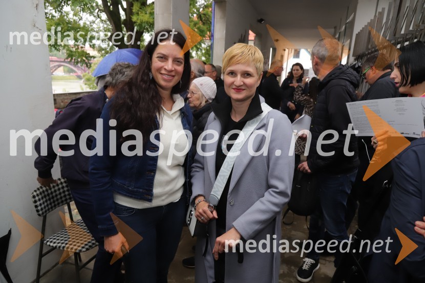 Odprtje fotografske razstave avtorja Dragiše Modrinjaka