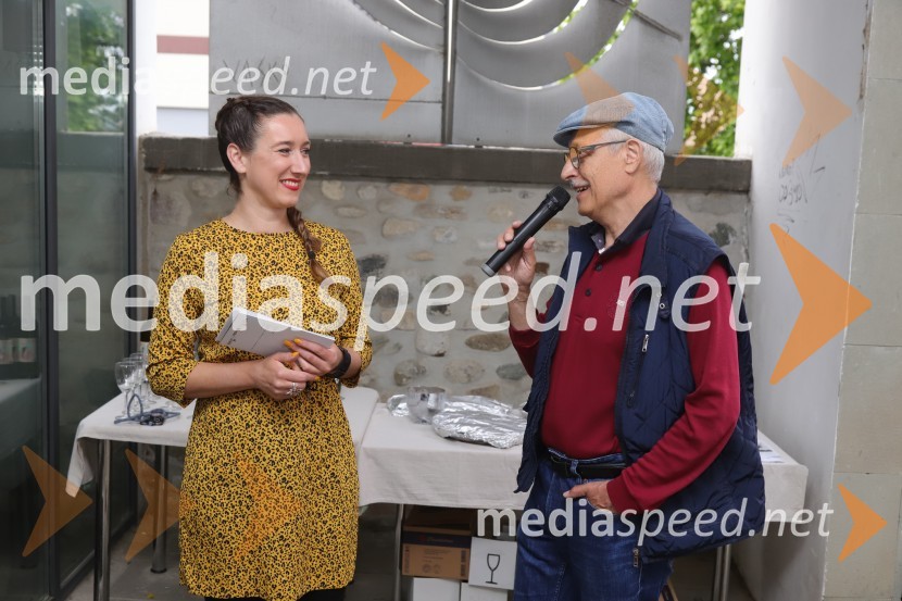  Maja Modrinjak, Fotografinja;  Miha Kacafura, fotografOdprtje fotografske razstave avtorja Dragiše Modrinjaka