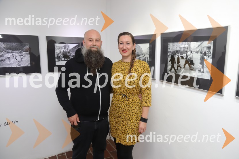  ... ;  Maja Modrinjak, FotografinjaOdprtje fotografske razstave avtorja Dragiše Modrinjaka