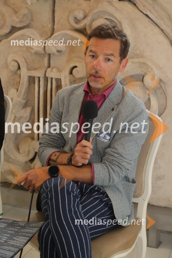  Aleš Novak, umetniški direktor Festival Borštnikovo srečanjeNovinarska konferenca pred začetkom 59. Festivala Borštnikovo srečanje