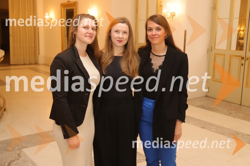  ... ;  ... ;  Špela Lešnik, producentka Drame SNG MariborNovinarska konferenca pred začetkom 59. Festivala Borštnikovo srečanje