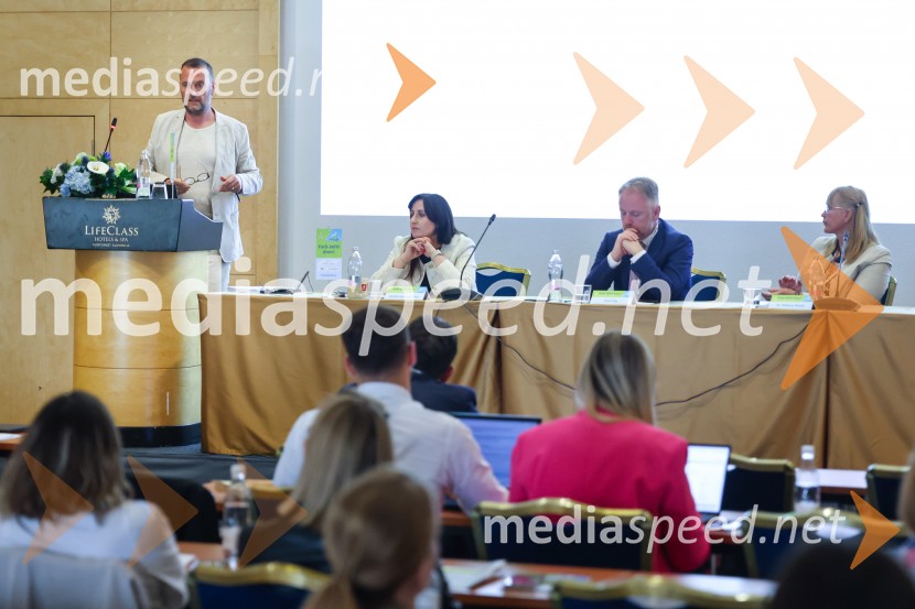 dr. Aleš Kobal, pravnik;  Nataša Jeromel Fišer, pravosodna svétnica, Vrhovno sodišče RS;  Uroš Čop, direktor in partner, Odvetniška pisarna Senica & partnerji; dr. Polonca Kovač, profesorica za področje upravnega prava in javne uprave, Fakulteta za upravo Ljubljana4. Find-Info dnevi 2024