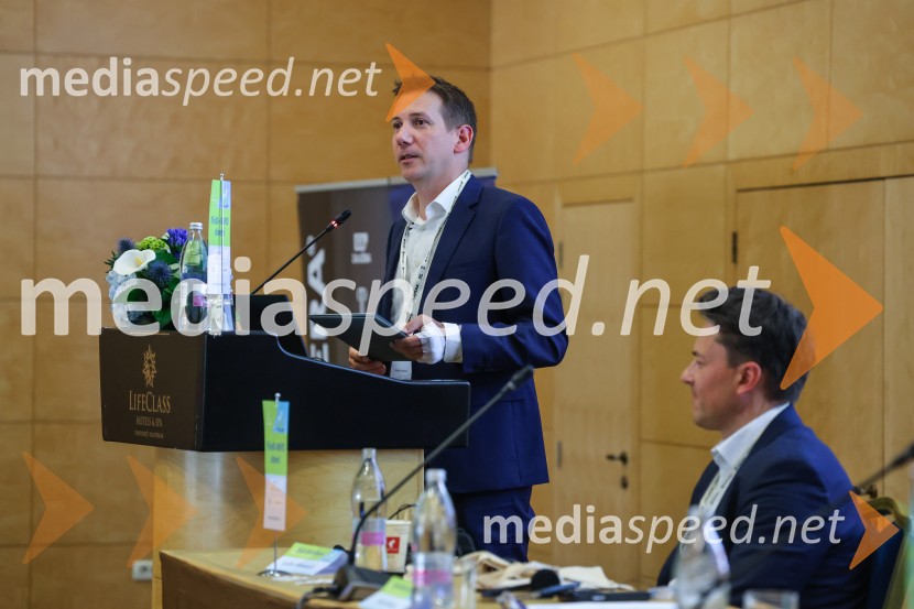  Karoly Radnai, poslovodni partner, Andersen in Hungary;  Lucijan Klemenčič, strokovnjak na davčnem področju, Odvetniška pisarna Senica & partnerji4. Find-Info dnevi 2024