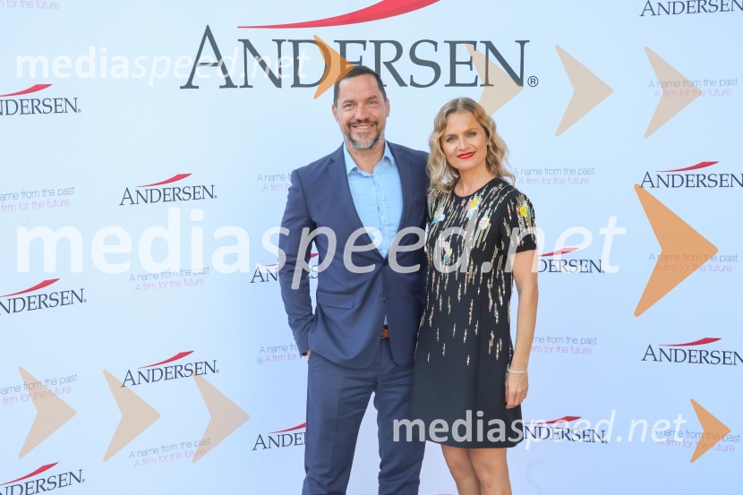  Uroš Petohleb, direktor, Evropski center za reševanje sporov;  Katarina Kresal, odvetnica, nekdanja ministrica za notranje zadeve4. Find-Info dnevi 2024