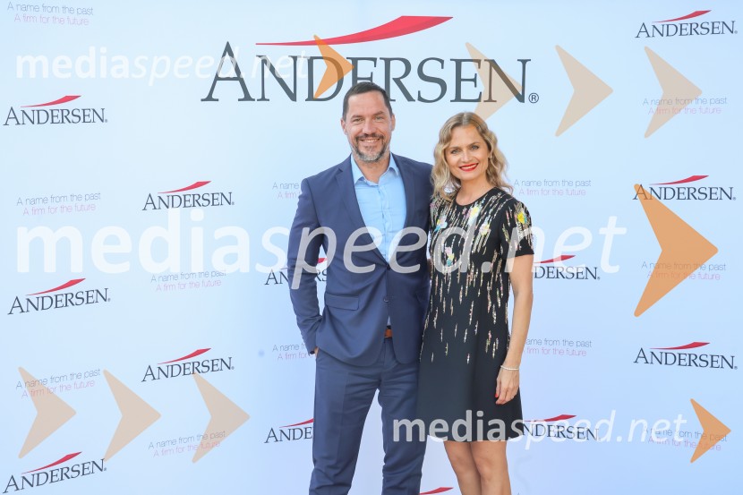  Uroš Petohleb, direktor, Evropski center za reševanje sporov;  Katarina Kresal, odvetnica, nekdanja ministrica za notranje zadeve4. Find-Info dnevi 2024