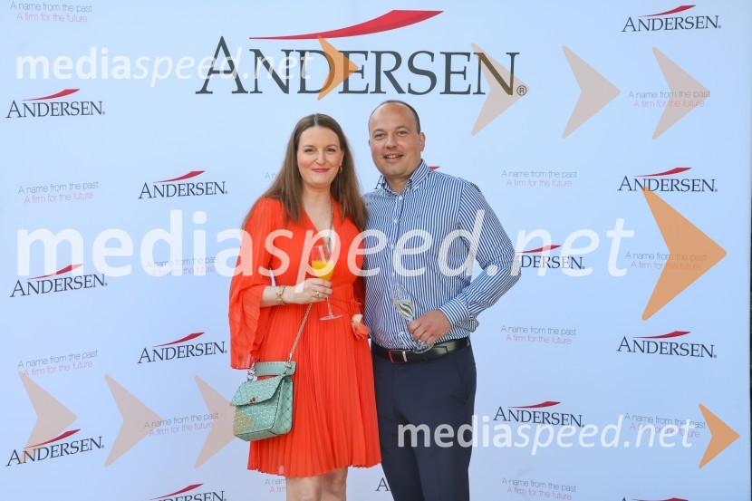  Maruša Senica, Odvetniška pisarna Senica & partnerji, d.o.o;  Dušan Žužek, Adriatic Finance4. Find-Info dnevi 2024