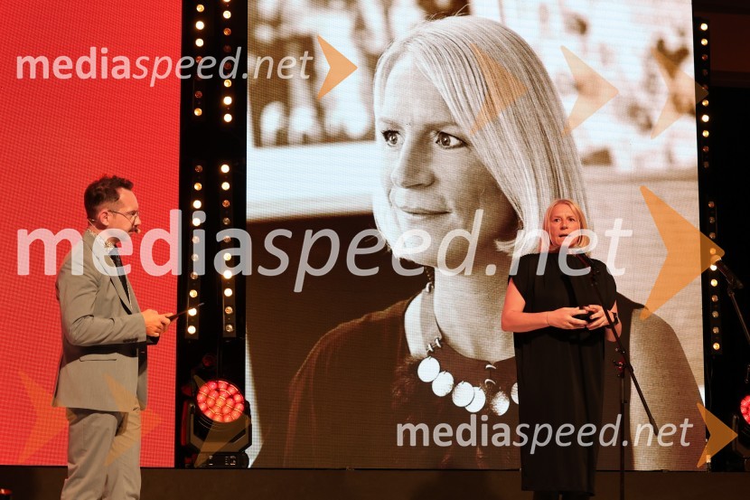  Jože Robežnik,  televizijski voditelj;  Petra Čadež, direktorica marketinga v strateškem poslovnem področju delikatesni namazi, Atlantic GrupaMarketinška odličnost 2024, podelitev