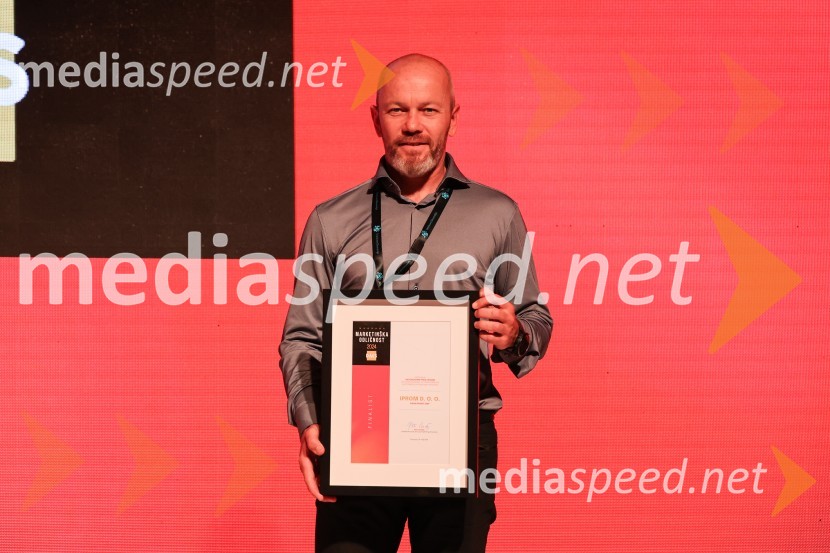  Simon Cetin, ustanovitelj in partner digitalne agencije iPROMMarketinška odličnost 2024, podelitev