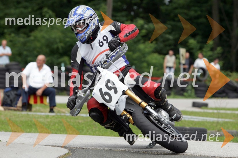 Matevž HribarHITROSTNI MOTOCIKLIZEM, DP4 - Pokal Tomos