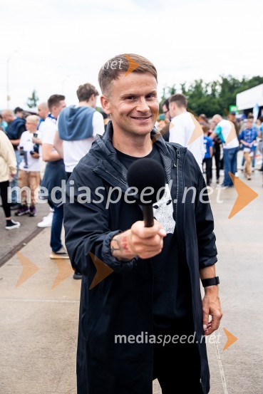  Tadej Bricelj, voditeljPripravljalna tekma za Euro 2024: Slovenija – Armenija