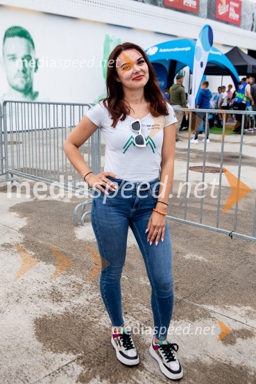  Teja Arlič, radijska voditeljicaPripravljalna tekma za Euro 2024: Slovenija – Armenija