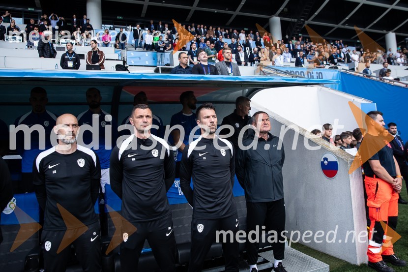  ... ;  ... ;  Boštjan Cesar, pomočnik selektorja slovenske nogometne reprezentance;  Matjaž Kek, selektor slovenske nogometne reprezentancePripravljalna tekma za Euro 2024: Slovenija – Armenija