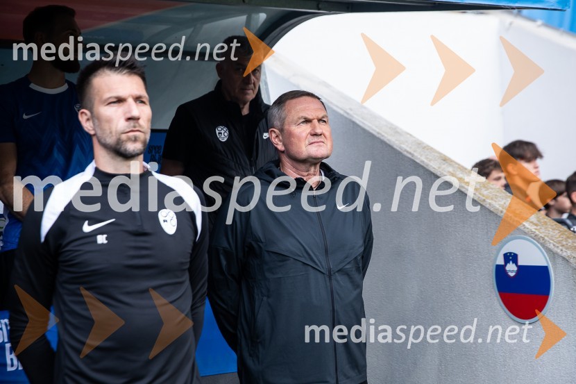 Boštjan Cesar, pomočnik selektorja slovenske nogometne reprezentance;  Matjaž Kek, selektor slovenske nogometne reprezentancePripravljalna tekma za Euro 2024: Slovenija – Armenija