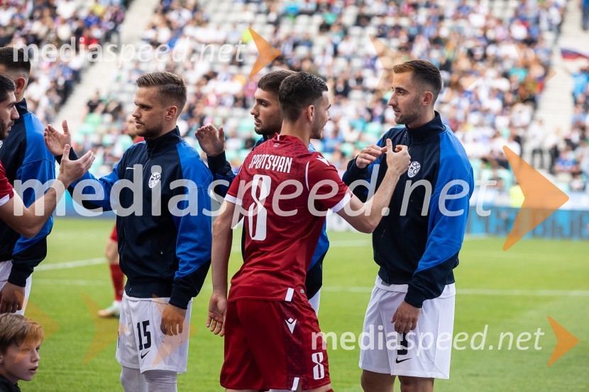  Tomi Horvat, nogometaš;  Adam Gnezda Čerin, nogometaš;  ... ;  Andraž Šporar, nogometašPripravljalna tekma za Euro 2024: Slovenija – Armenija