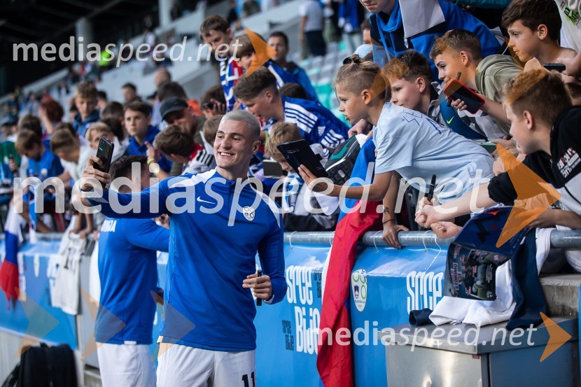  Benjamin Šeško, nogometaš;  ... Pripravljalna tekma za Euro 2024: Slovenija – Armenija