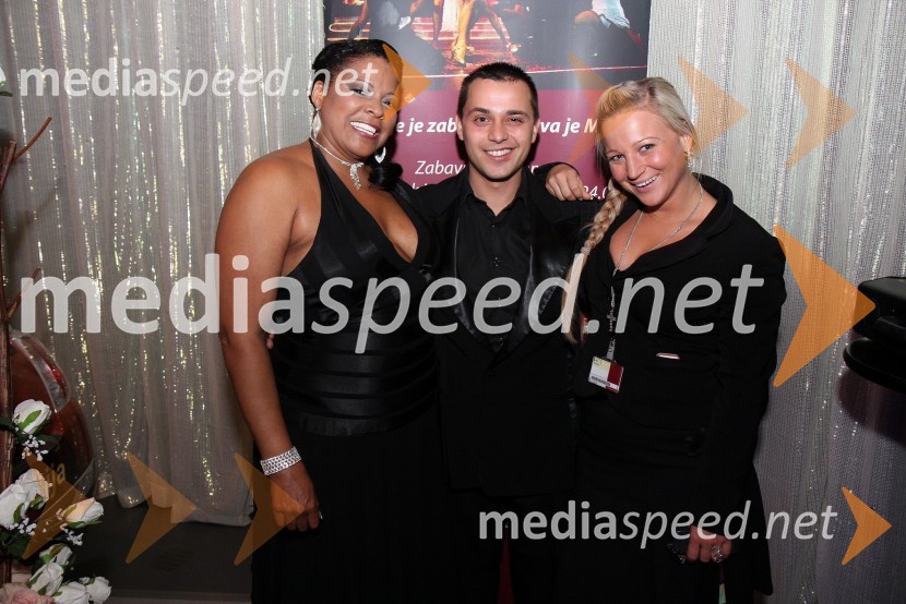 Sheila Raye Charles, pevka in hčerka pevca Raya Charlesa, Uroš Perić, pevec ter Nika Marolt, organizatorka zabavnega programa v igralniško-zabaviščnem centru MondRay Charles Tribute, Casino Mond