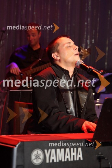 Uroš Perić, pevecRay Charles Tribute, Casino Mond