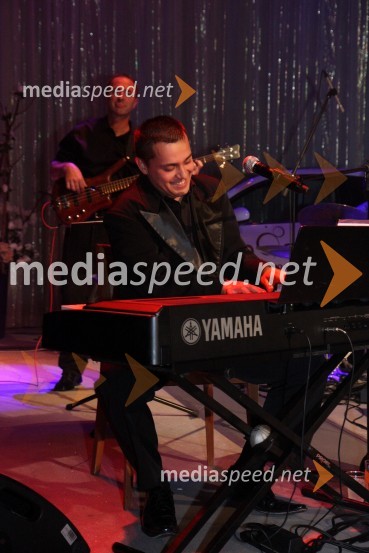 Uroš Perić, pevecRay Charles Tribute, Casino Mond