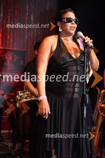 Sheila Raye Charles, pevka in hčerka pevca Raya CharlesaRay Charles Tribute, Casino Mond