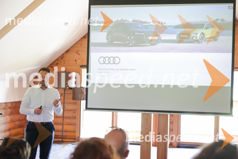  Franci Bolta, direktor znamke Audi pri podjetju Porsche Slovenija d.o.o.Audi A3, slovenska predstavitev