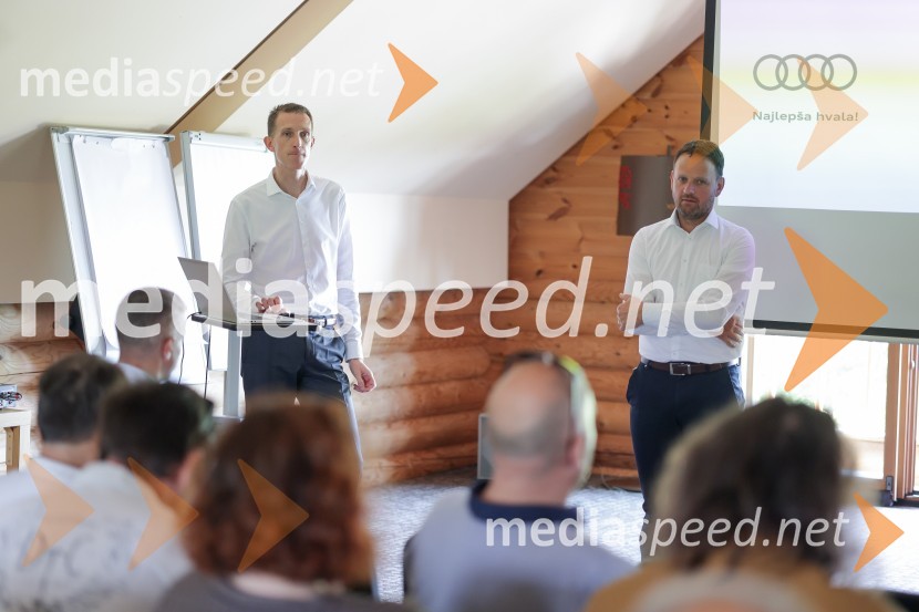  ... ;  Franci Bolta, direktor znamke Audi pri podjetju Porsche Slovenija d.o.o.Audi A3, slovenska predstavitev