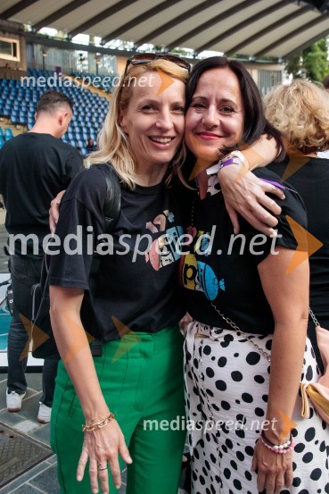  Suzana Petek, Perutnina Ptuj;  Barbara Stopinšek, vodja blagovne znamke Poli v Skupini Perutnina Ptuj33. SOF, podelitev nagrad